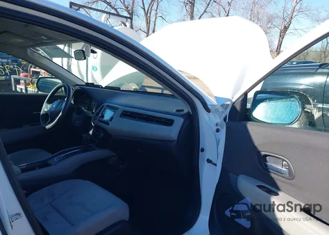 2020 Honda Hr-V Awd Lx из США, поврежденный, VIN 3CZRU6H35LM714554